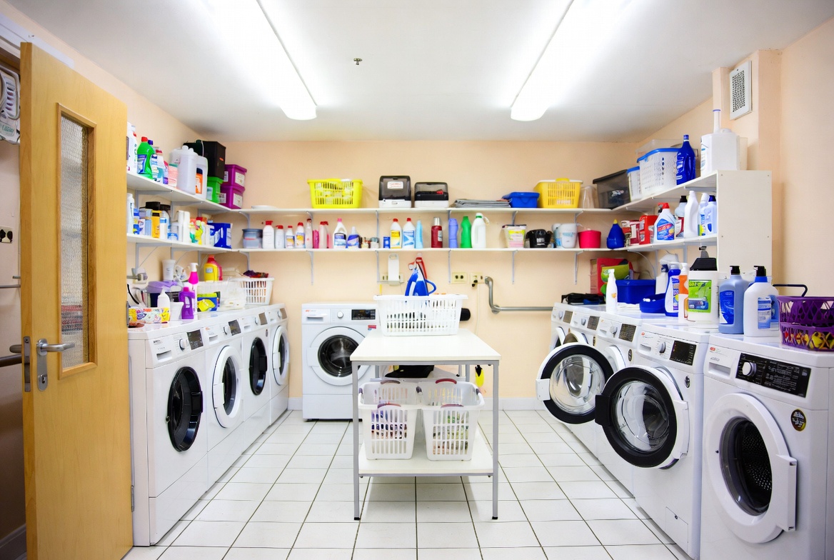 On-site laundry facilities